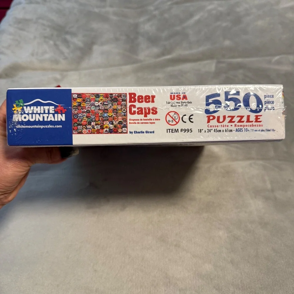 White Mountain Beer‎ Caps 550 Piece Puzzle New Sealed